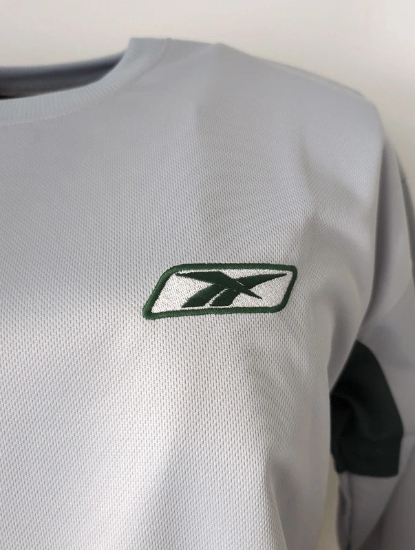 Sporting Reebok sweat football soccer XL brand new