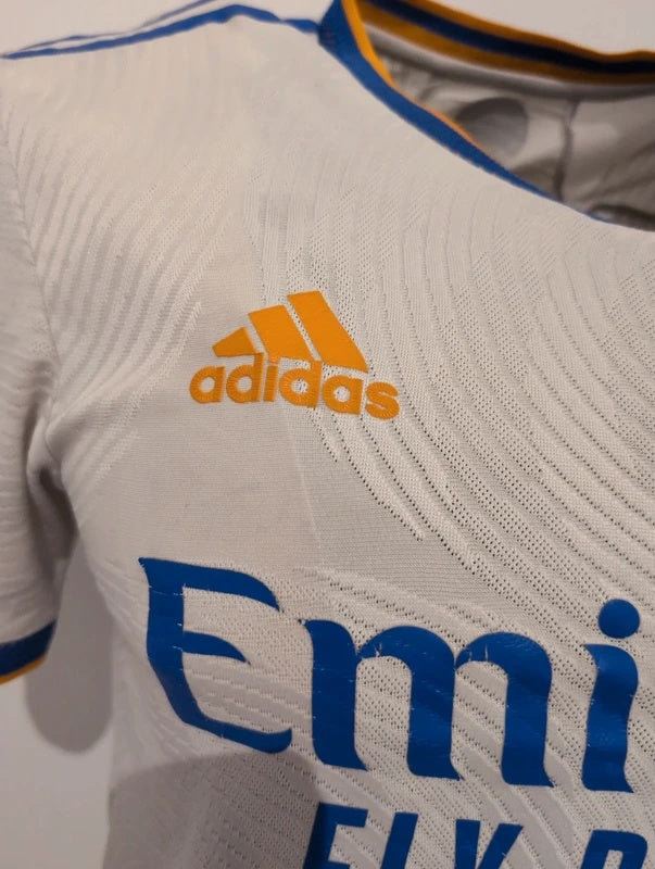 Real Madrid 2021 2022 adidas authentic football shirt soccer jersey xs gq1360