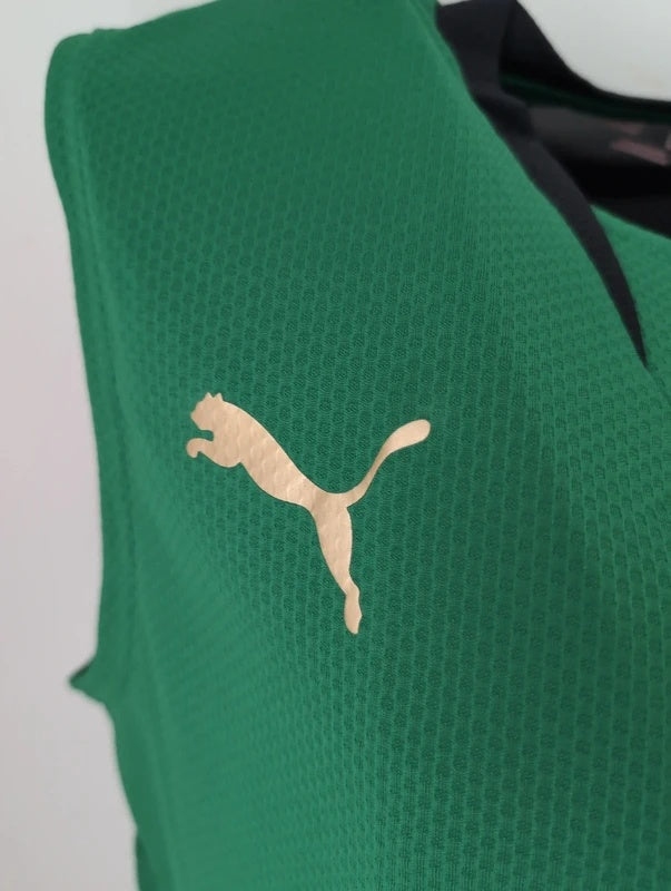 Sporting puma training shirt sleeveless football shirt soccer jersey XL bnwt