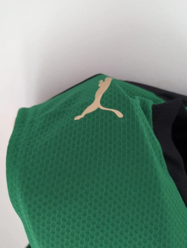 Sporting puma training shirt sleeveless football shirt soccer jersey XL bnwt