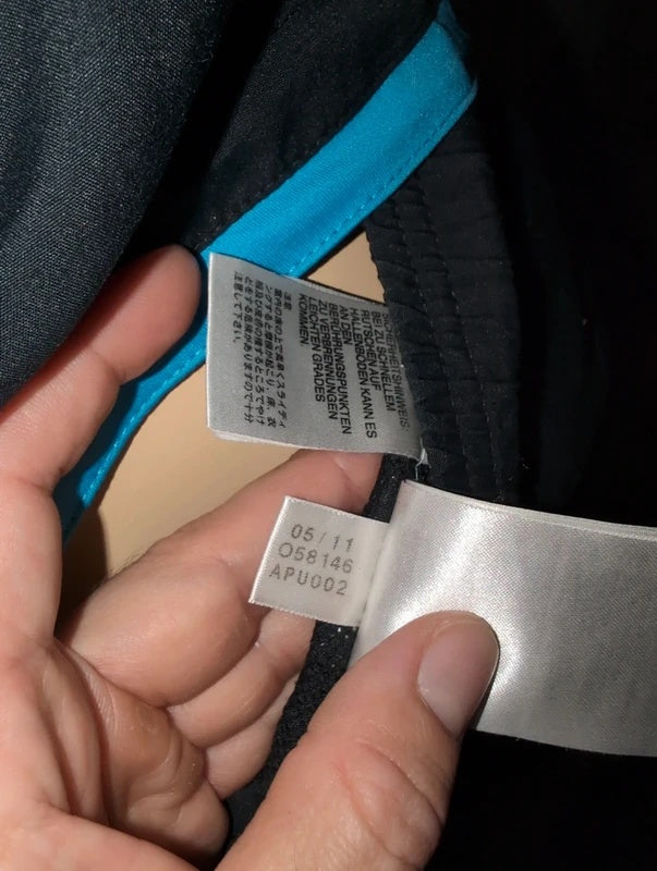 Liverpool 2011 2012 adidas football tracksuit soccer S O58146